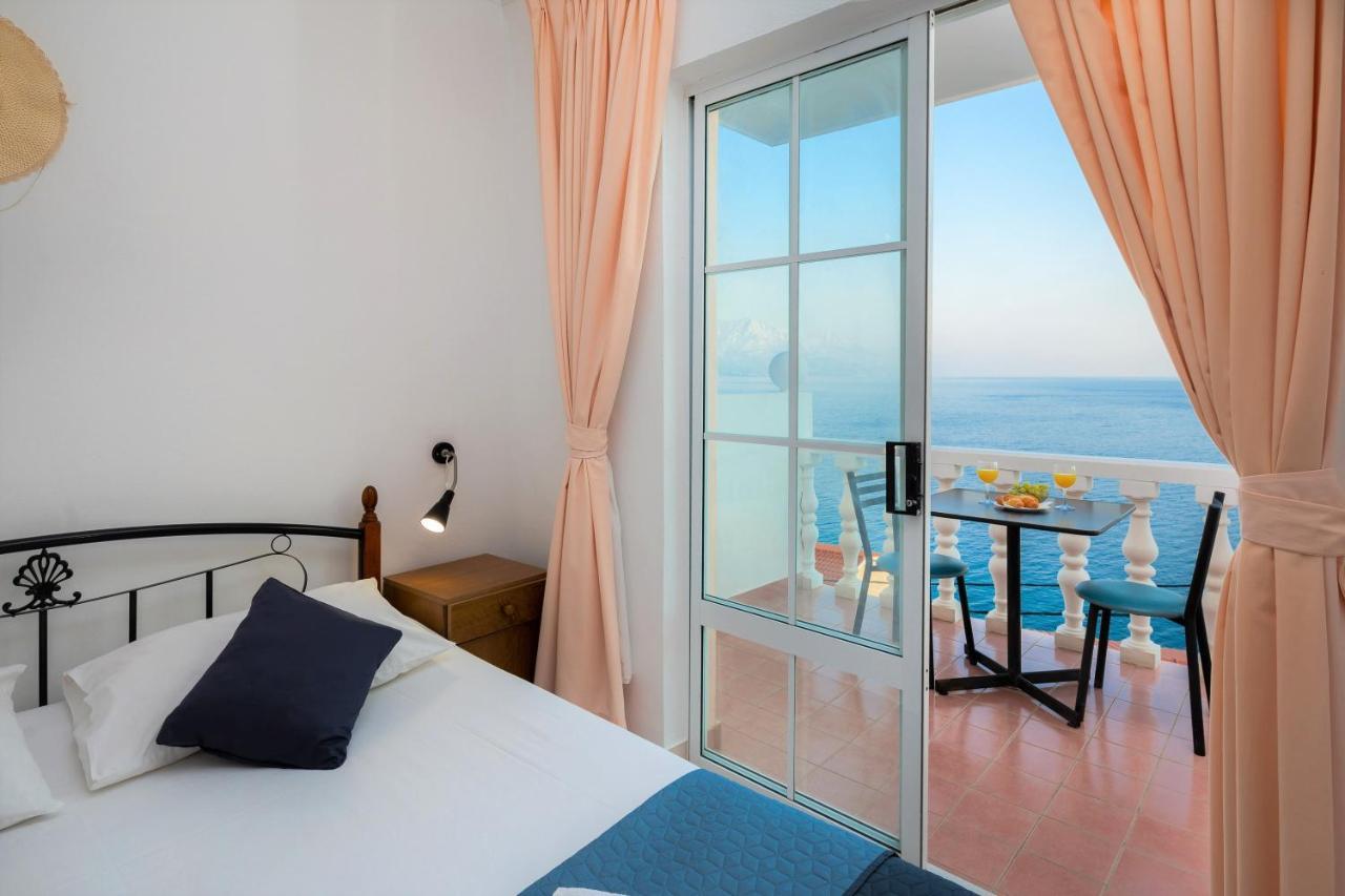 Family Beach Rooms Omiš Exteriér fotografie