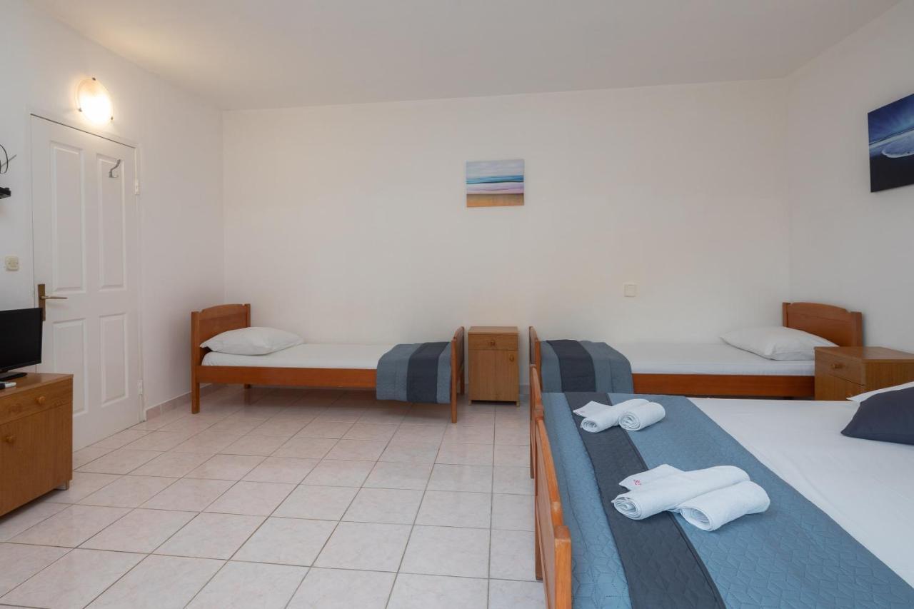 Family Beach Rooms Omiš Exteriér fotografie