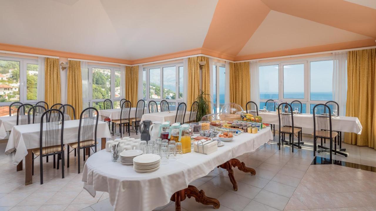 Family Beach Rooms Omiš Exteriér fotografie