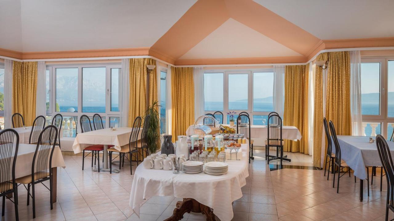 Family Beach Rooms Omiš Exteriér fotografie
