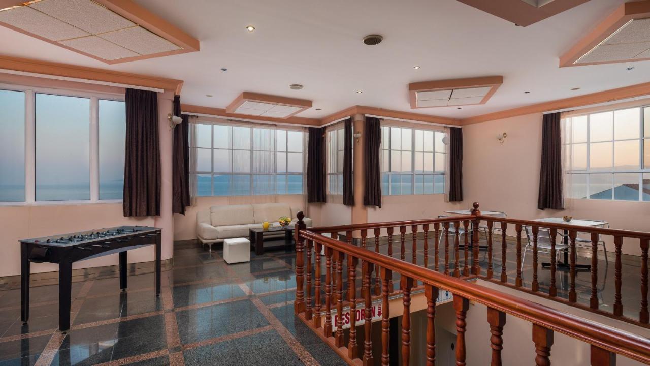 Family Beach Rooms Omiš Exteriér fotografie