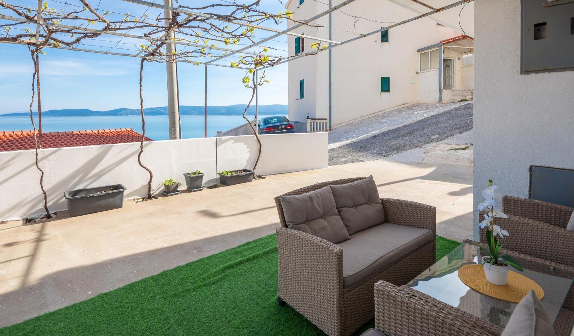 Family Beach Rooms Omiš Exteriér fotografie
