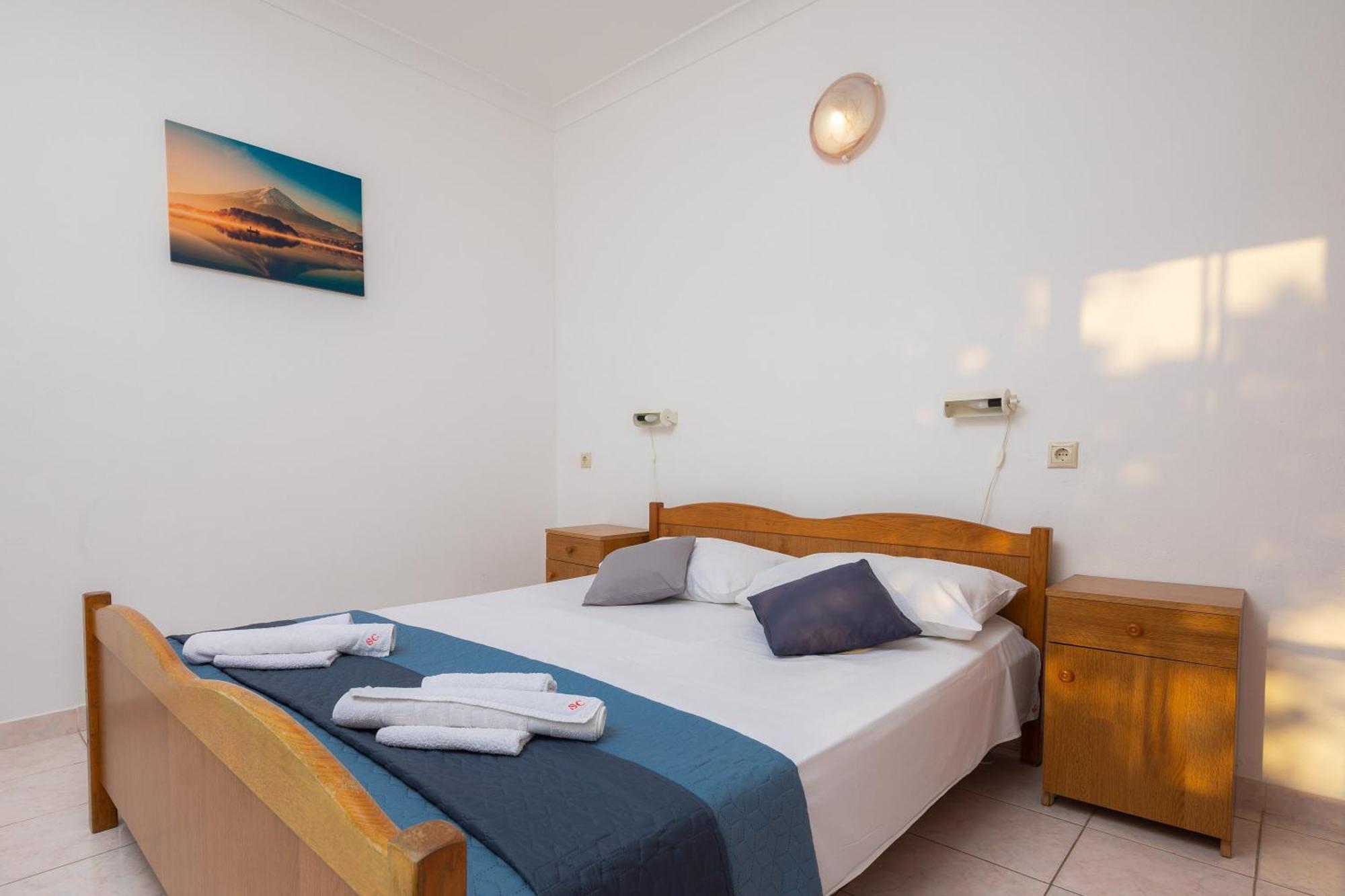 Family Beach Rooms Omiš Pokoj fotografie